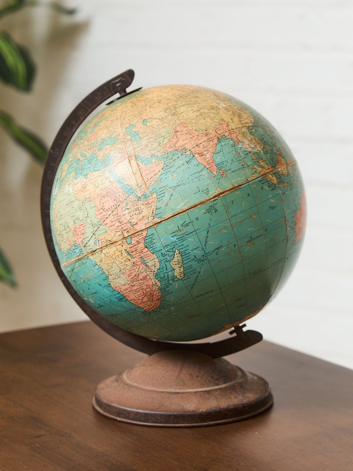 1930s 10” Globe