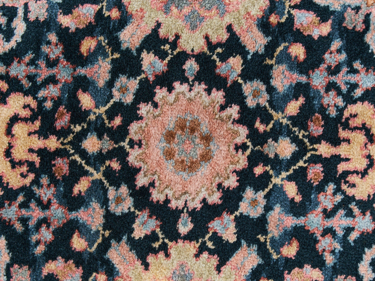 Karastan Williamsburg Kurdish Design Wool Rug