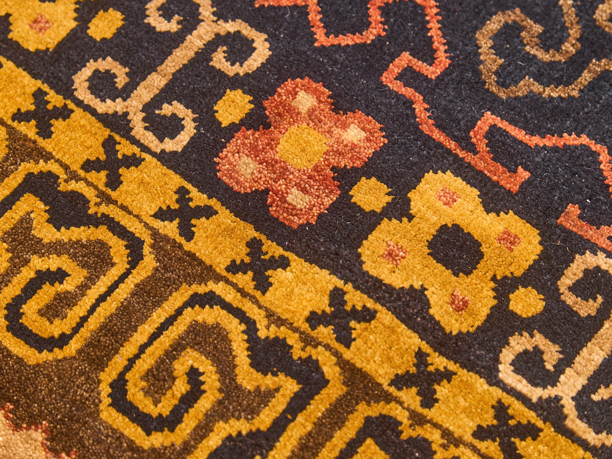 Hand Knotted Pak Kazak Rug Large
