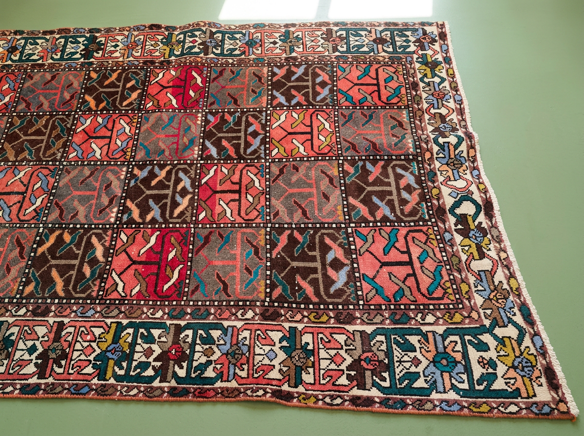 Vintage Geometric Panel Pattern Area Rug